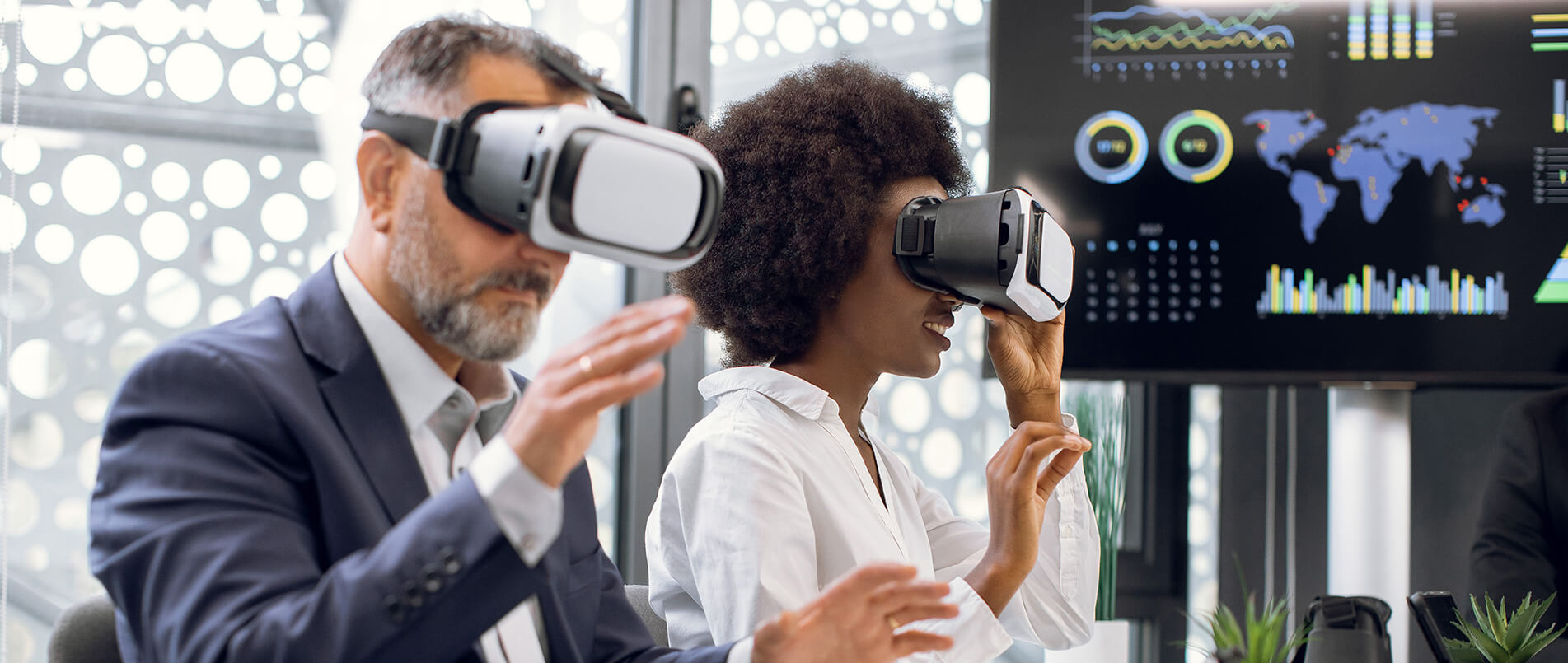 重磅！pp模拟器电子游戏正式发布一站式XR产品解决方案，助力探索数字世界新纪元